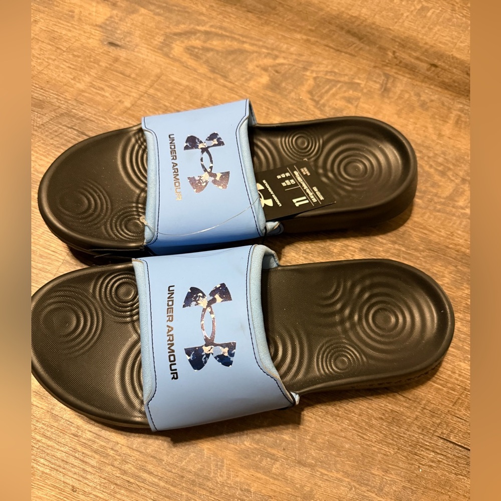 NWT- Under Armour Slides